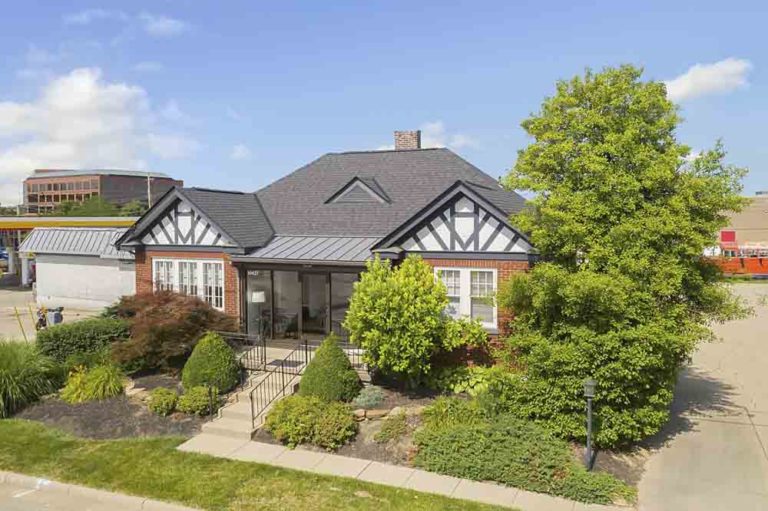 The exterior of Moorehead Dentistry in Blue Ash, OH